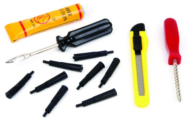 KIT DE REPARATION RAPIDE POUR PNEU TUBELESS MOTO ET SCOOTER MECHES COURTES