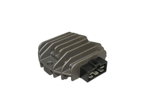 REGULATEUR DE TENSION PIAGGIO 125 BEVERLY / FLY / LIBERTY / VESPA ET4 / VESPA GRANTURISMO / VESPA GTS / VESPA LX / X7 /  X8 / X9  