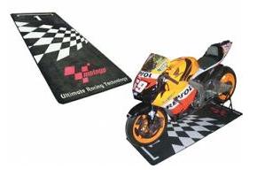 TAPIS DE SOL MOTOGP PROTECTION HYDROCARBURE 190 X 80CM